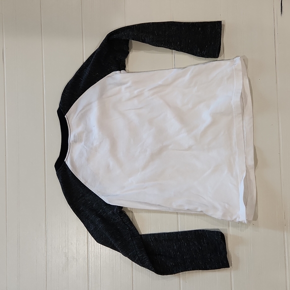 Old Navy Halloween Tee with Liftable Pumpkin Flap - Picture 5 of 5